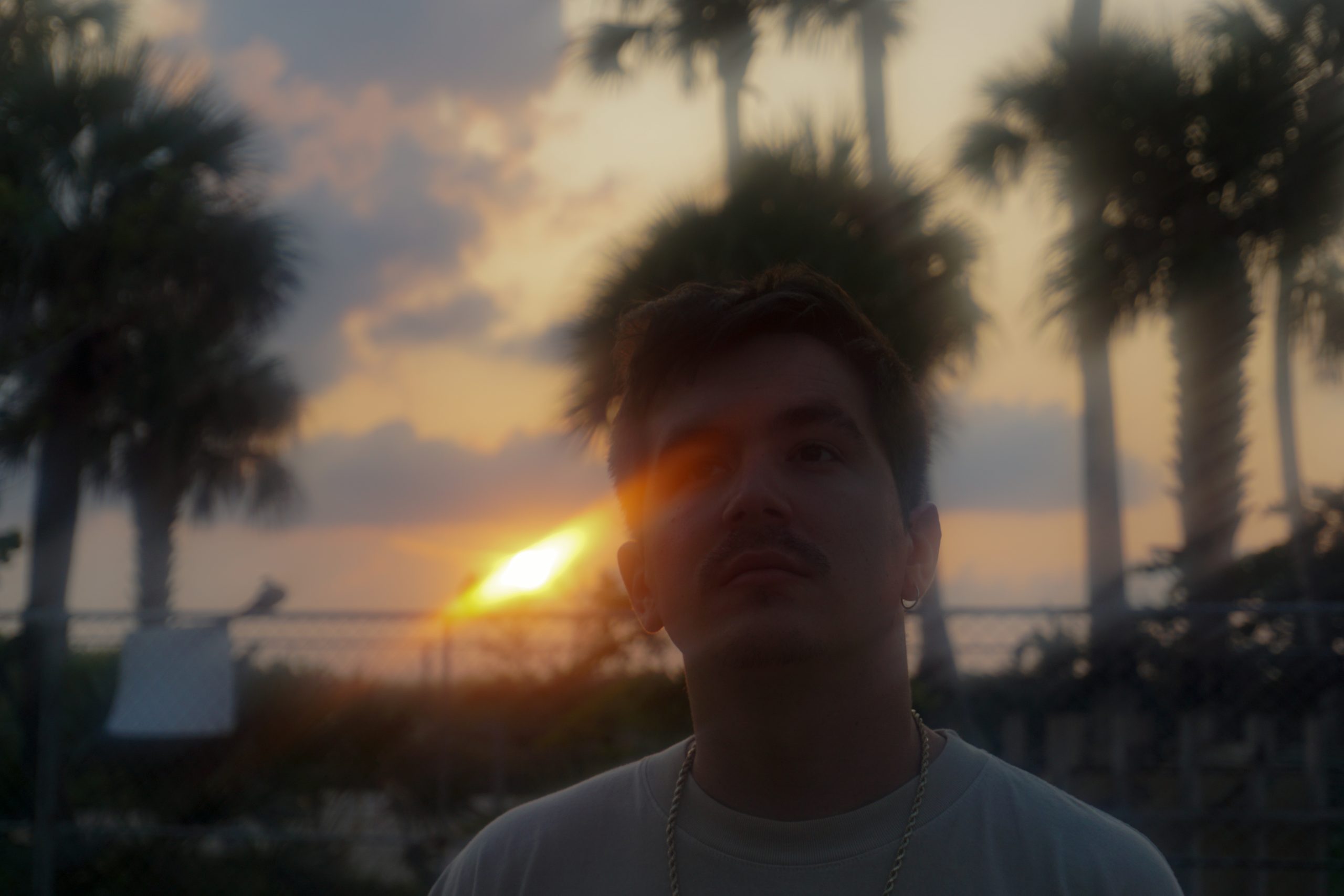 Nick León press photo